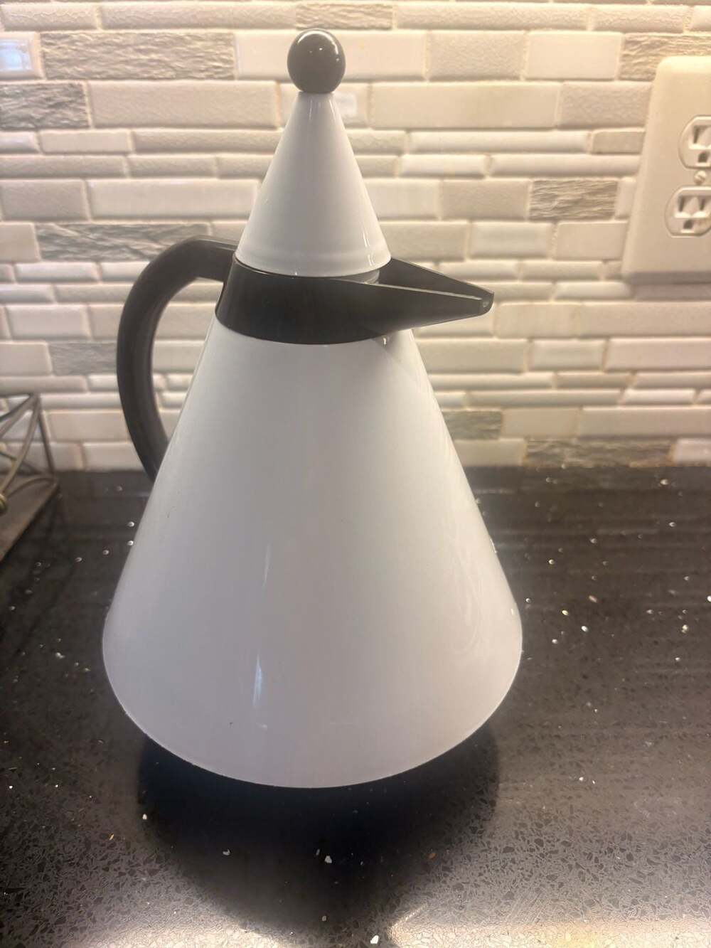 Vintage serving thermos black white plastic geometric 80s Avant Garde Cartoonish